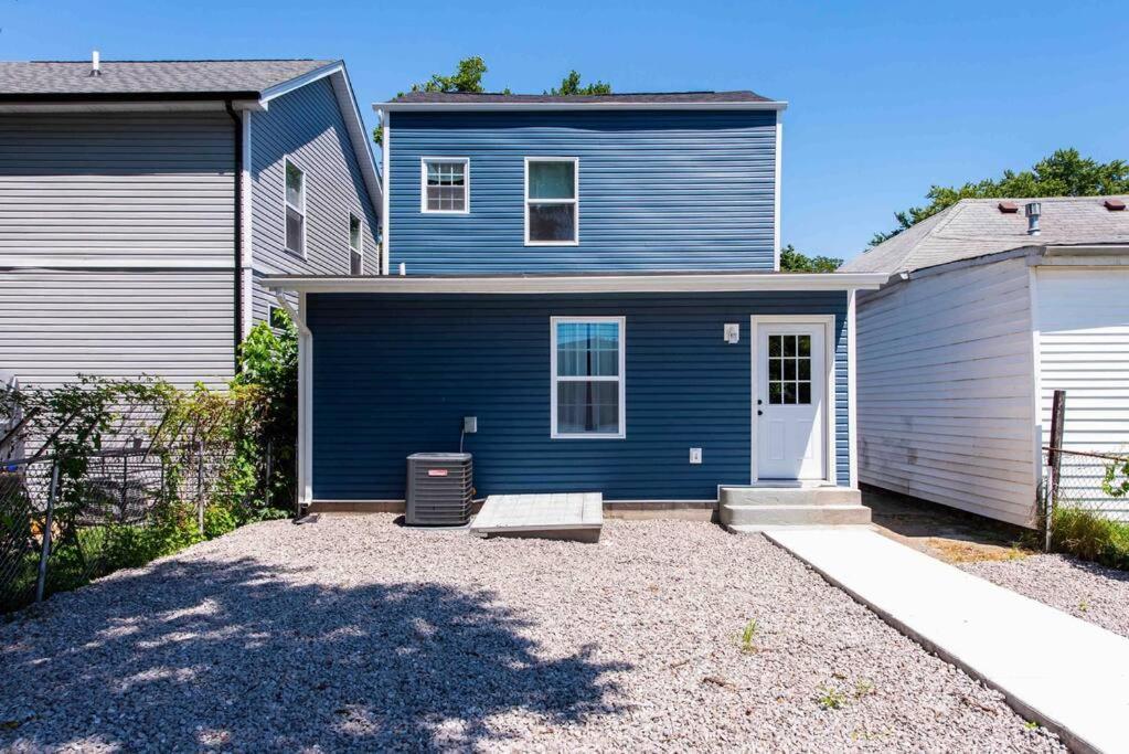 Newly Renovated 3 Bedroom Shelby Park Home **Free Parking** Louisville Buitenkant foto